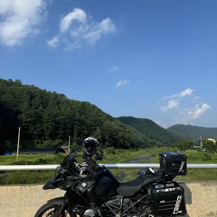 (가격다운)BMW 2022 R1250GS ADV (어드방) 트리플블랙