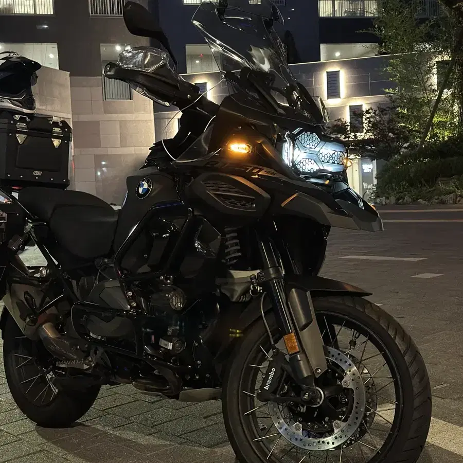 (가격다운)BMW 2022 R1250GS ADV (어드방) 트리플블랙