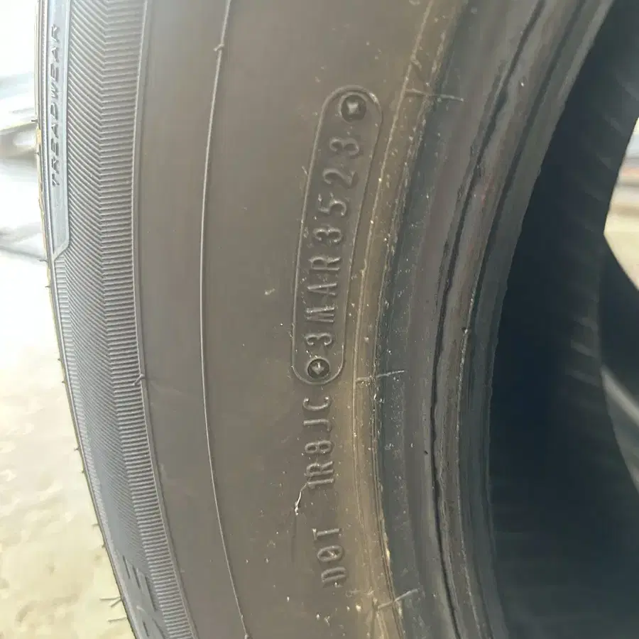 255/60R18 23년식 S급 7000km 주행 렉스턴 코란도