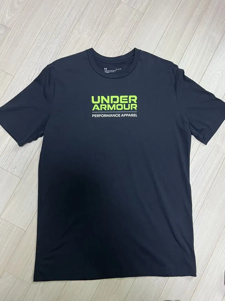 Under Armour Short Sleeve L