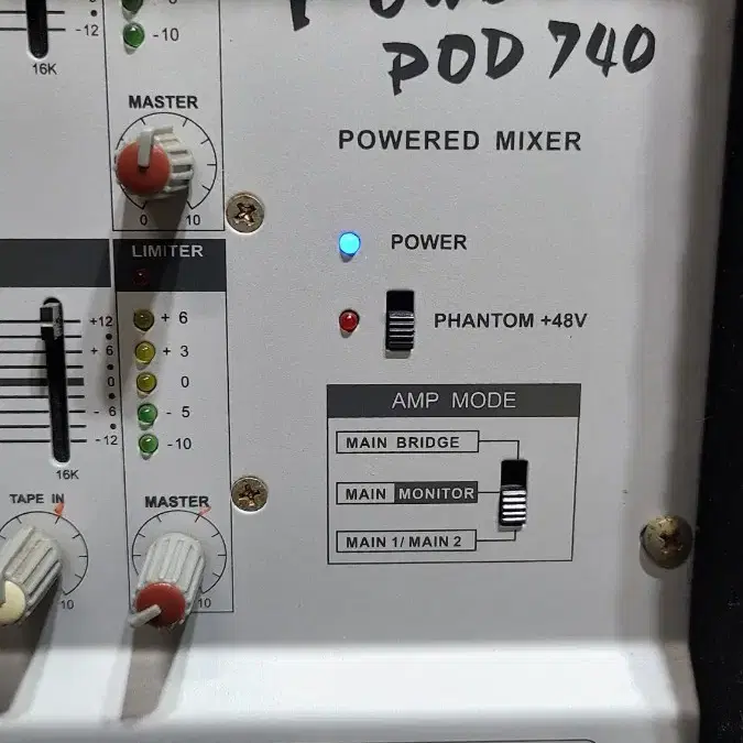 PHONIC pod 740 POWERED MIXER