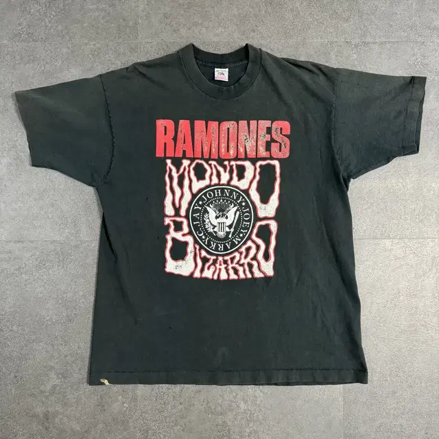 Vintage 90s Ramones T-Shirt