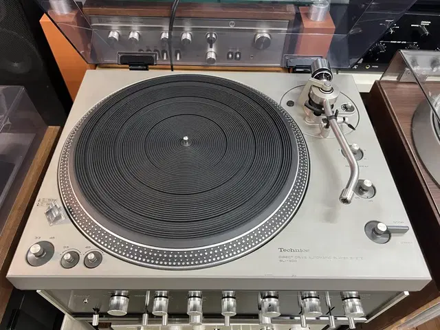 Technics SL-1300 다이렉트 자동 턴테이블