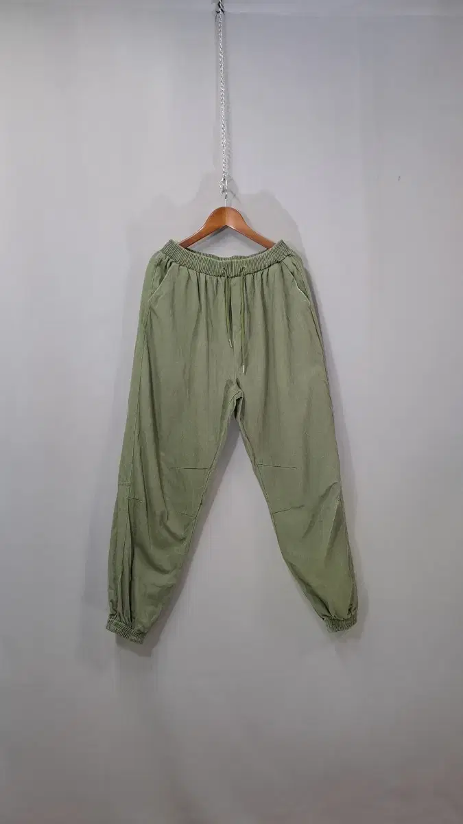 Khaki cotton jogger pants with waistband K