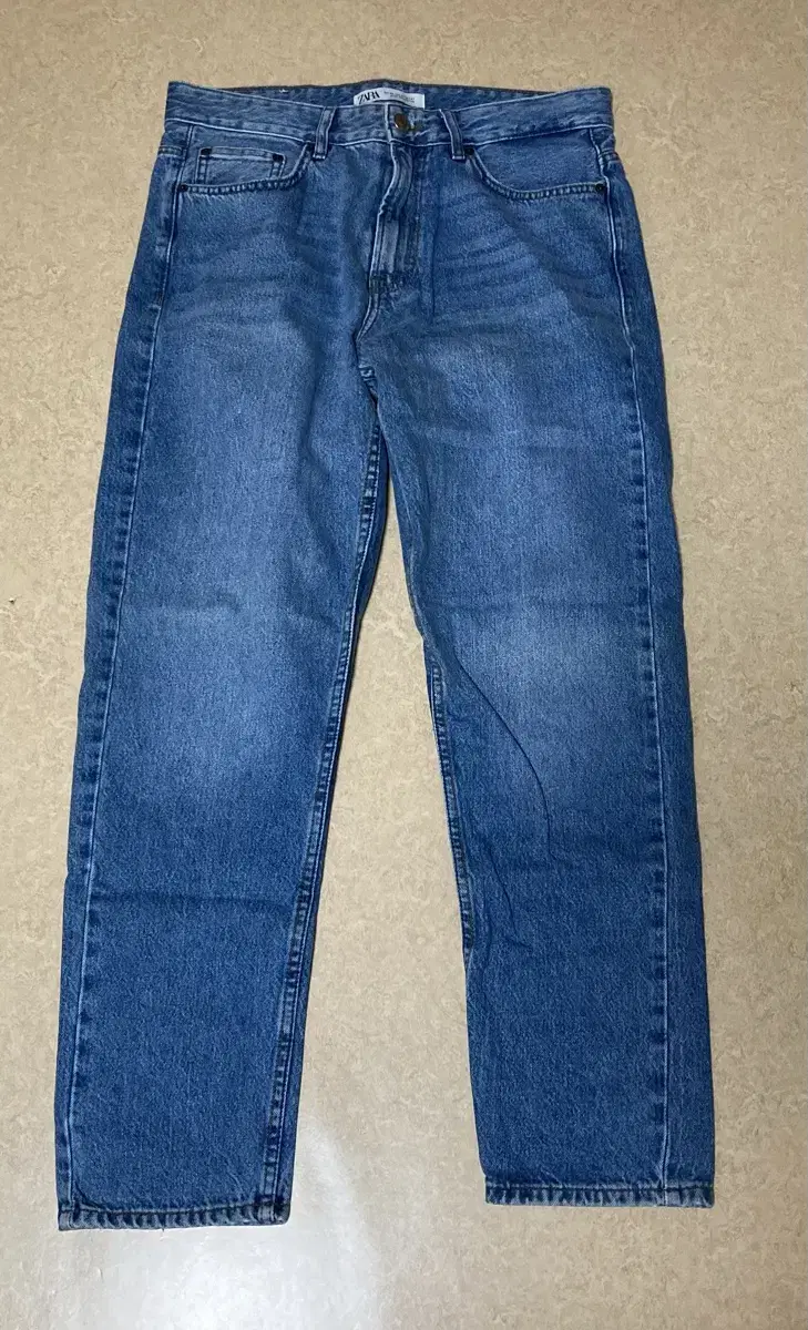 (NEW) ZARA Zara Slim Tapered jin Denim Jeans