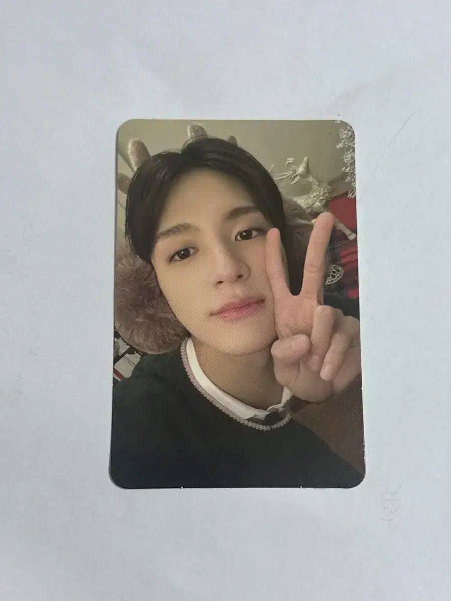 Pink Christmas jeno photocard