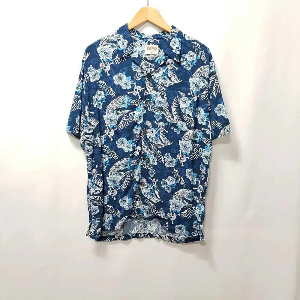 Vintage ONEPIECE Printed Overfit Short-Sleeved Shirt M L E232