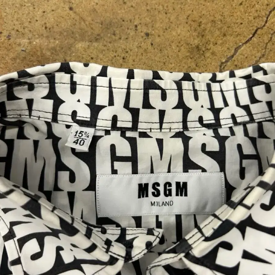 [ 정품/40 ] MSGM 패턴 카라 셔츠 긴팔티