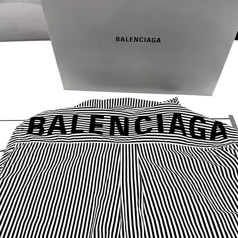 발렌시아가 여성 셔츠 BALENCIAGA