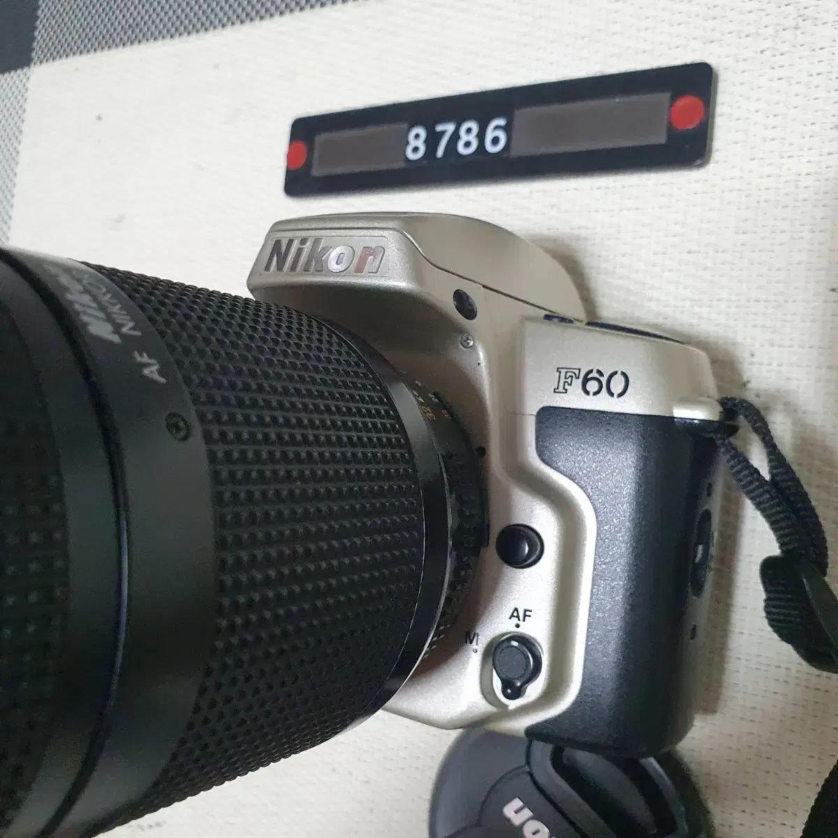 니콘 F 60 필름카메라 70-210mm 줌렌즈