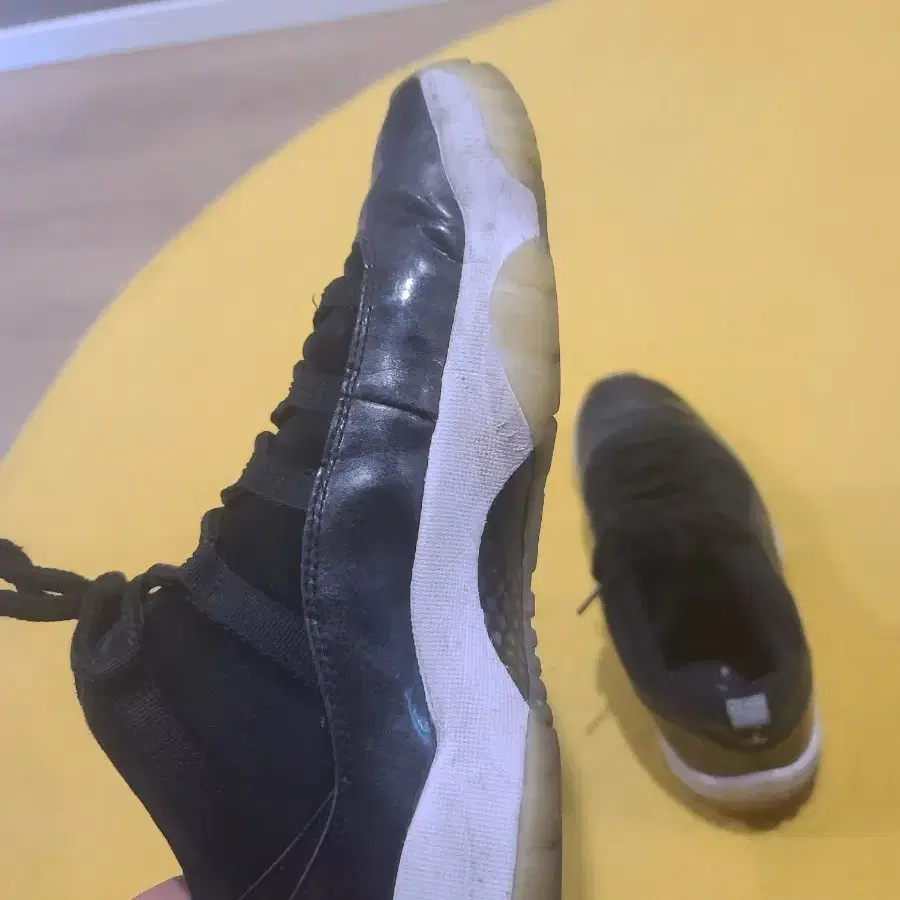 [ 290] Air Jordan 11  RETRO ROW 바론스