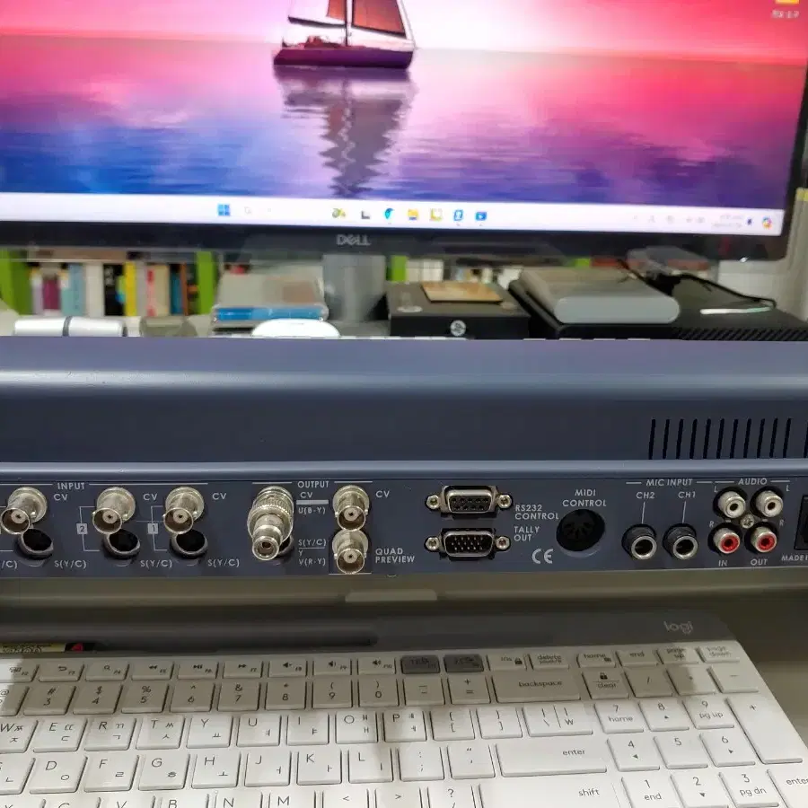 datavideo Digital Video Switcher SE-500