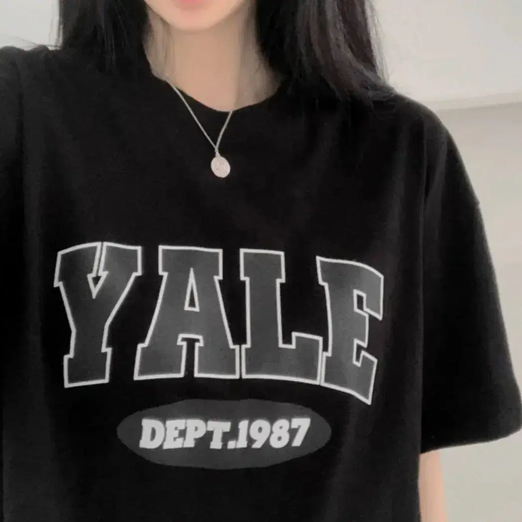 1987 Yale 예일 에이블리 반팔티 검정