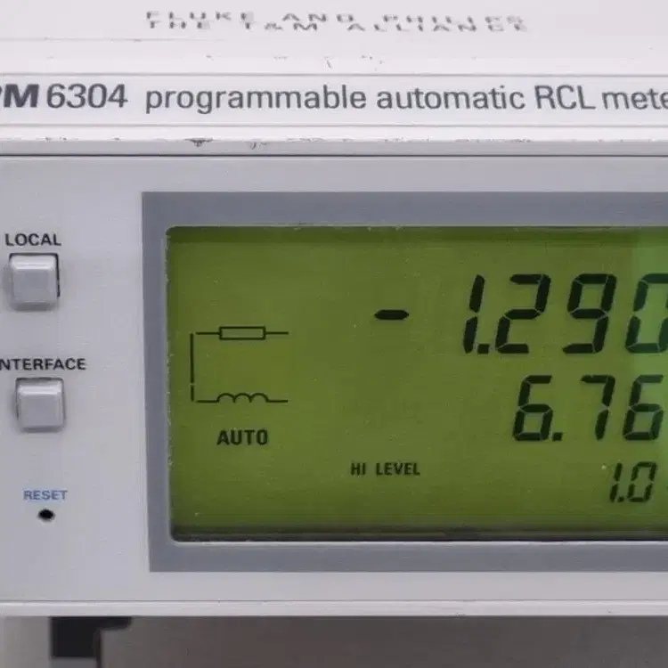 PHILIPS PM6304 RCL meter.