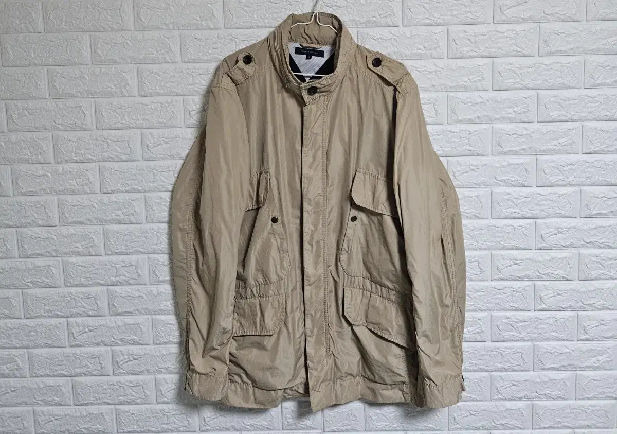 Tommy Hilfiger Nylon Safari Jacket sells