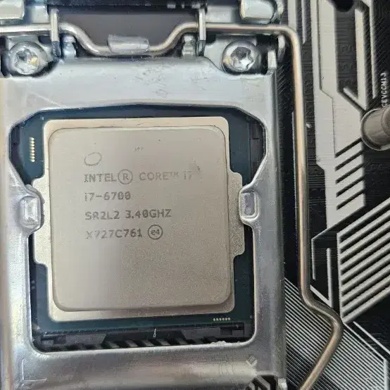 i7 6700+h110m+8Gx2(16g)  판매합니다.