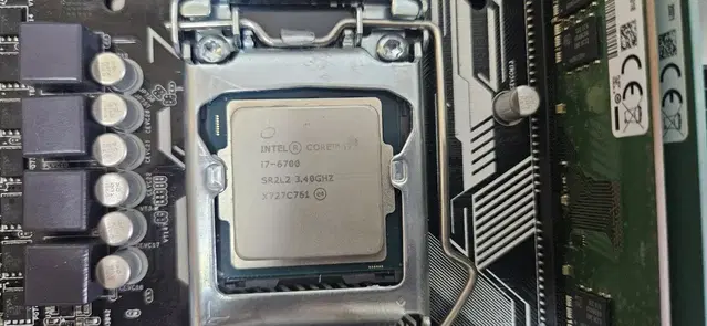 i7 6700+h110m+8Gx2(16g)  판매합니다.