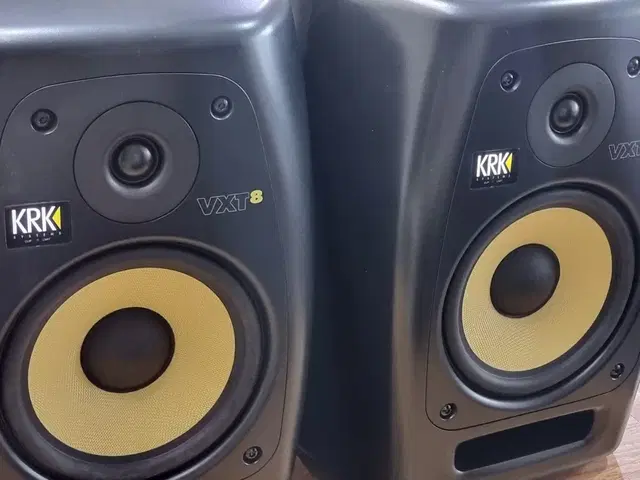 KRK VXT8 모니터스피커 A급