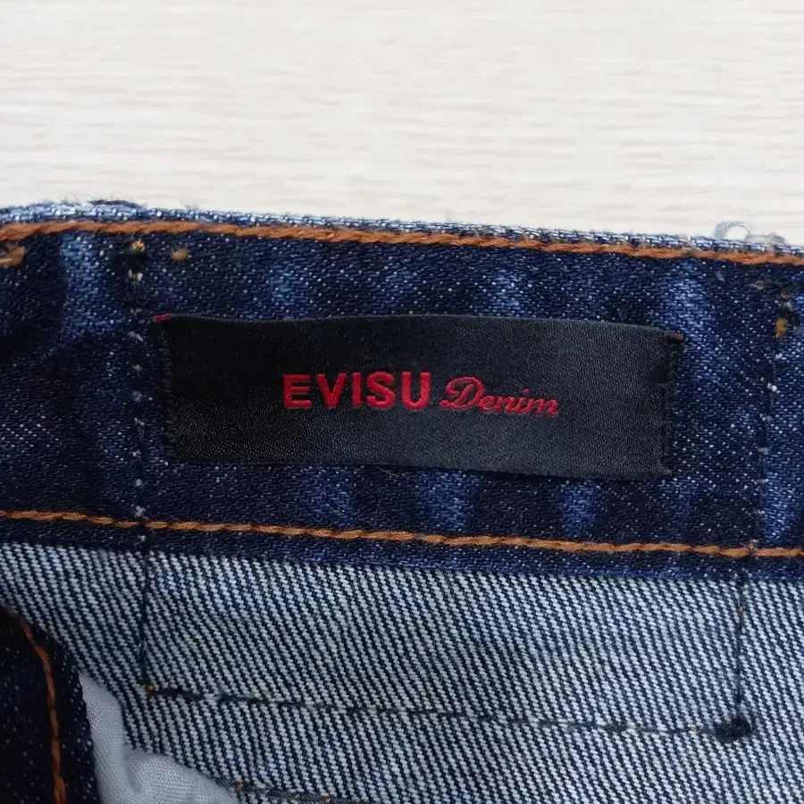 32 EVISU Jap No.5 데미지워싱 슬림일자진 32-994