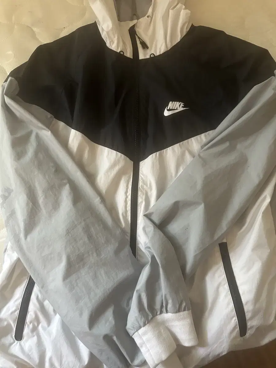 Nike Windbreak Windbreaker