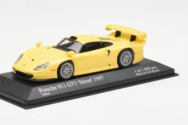 1/43 미니챔프 포르쉐 911 GT1 스트리트 1997 일본 한정