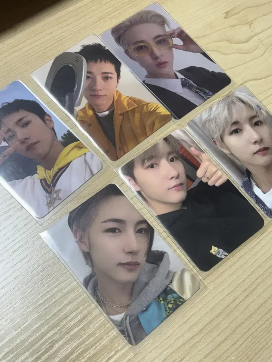 Renjun photocard bulk wts (FCMM, Bitbox, Seasons Greetings Photo Pack, Hot Sauce)