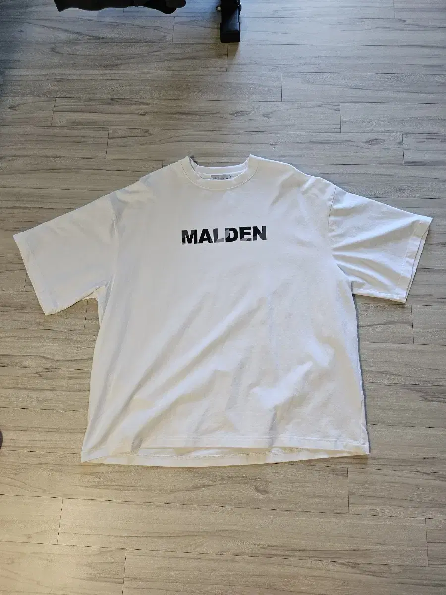 Molden Overfit White XL