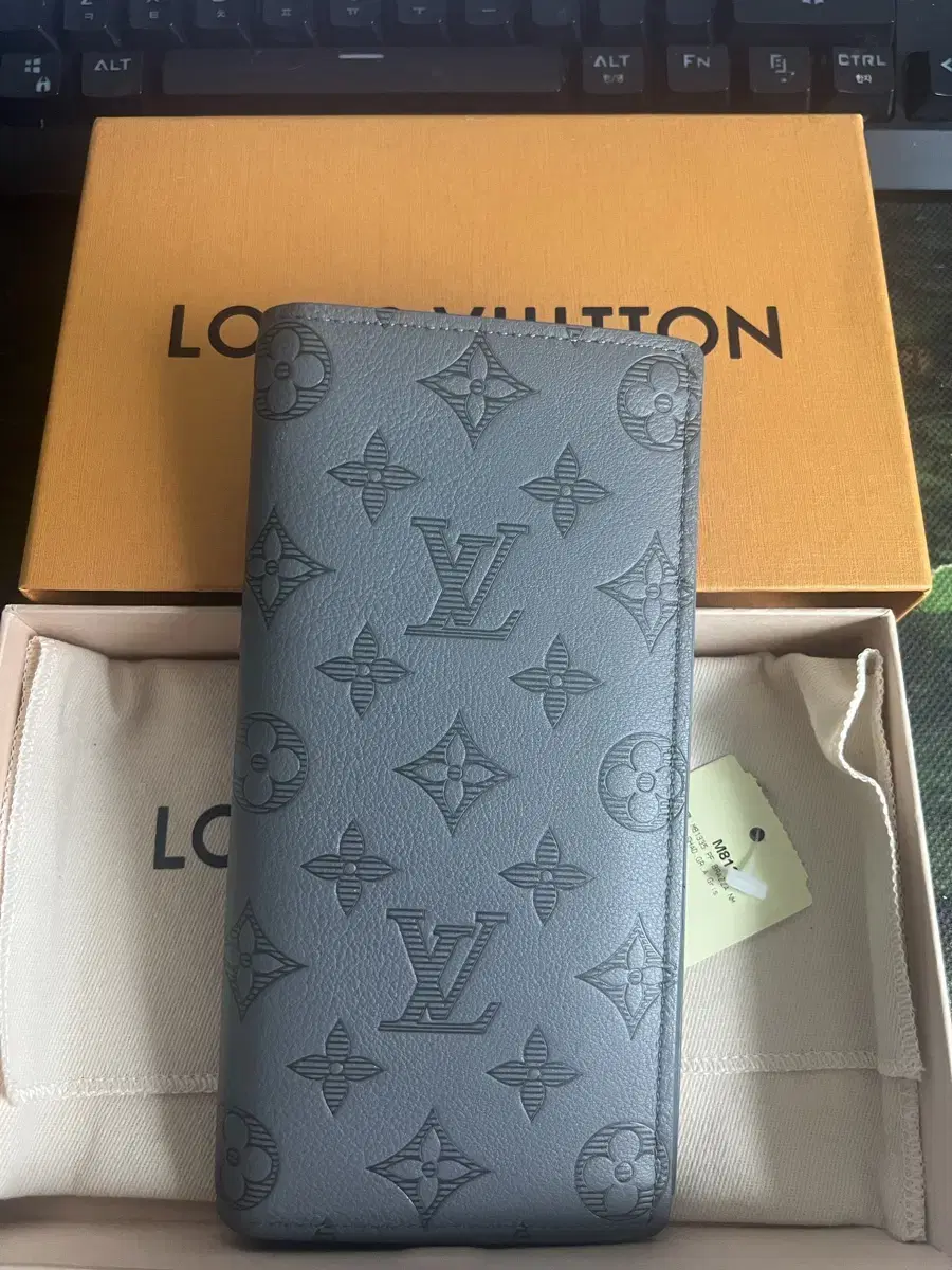 Louis Vuitton M81335 long wallet for sale