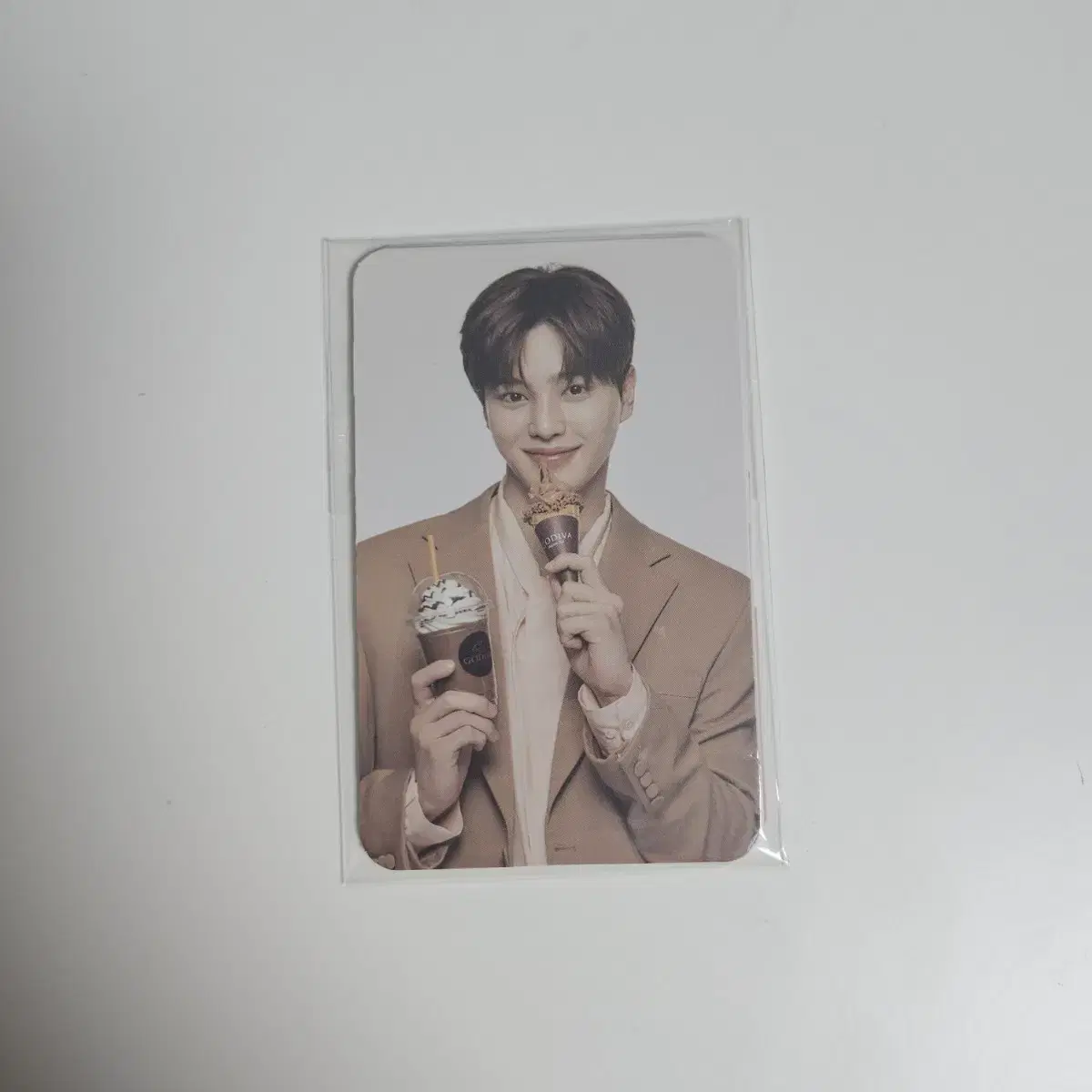 Godiva Song photocard unsealed