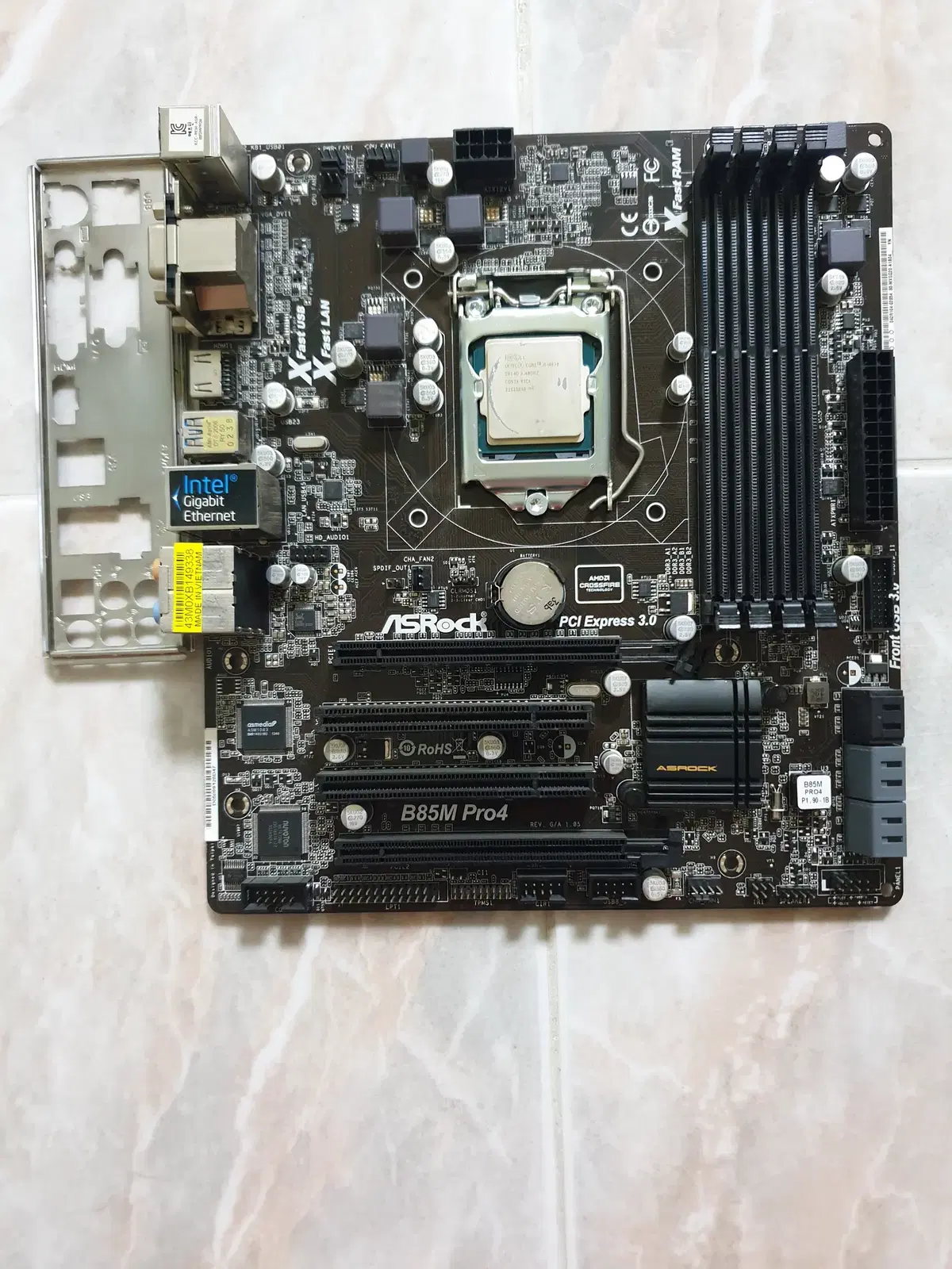 i5 4670/RAM 16GB/ASRock B85M Pr04(HMDl)