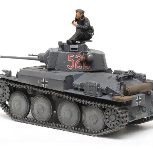 건담아님.1/35 PANZER 38(t)독일경전차 판매합니다.