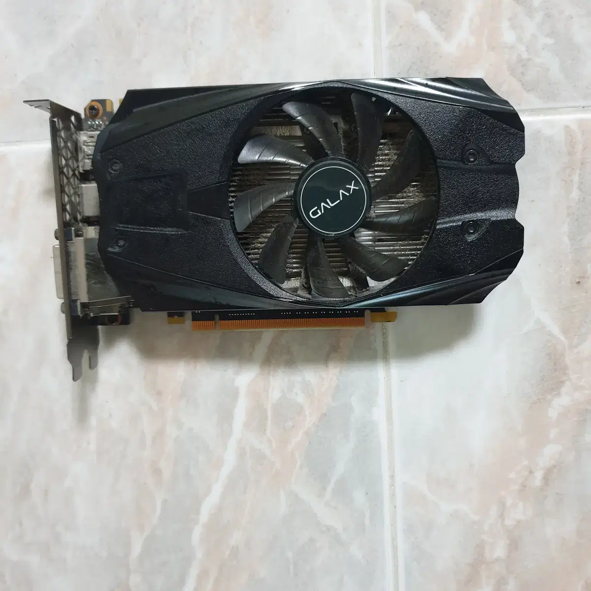 갤럭시 GTX950 2gb 3.5만원