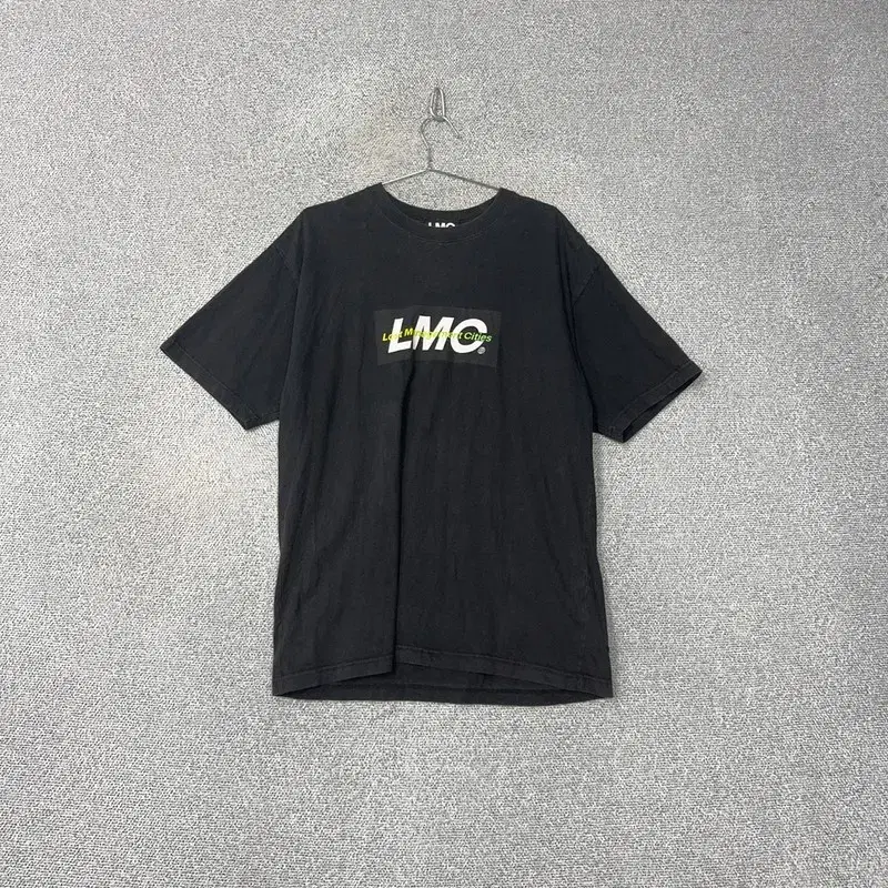 LMC 스펠로고 반팔티 L