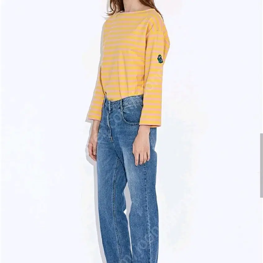 럭키슈에뜨 시그니쳐 19FW 7부 스트라이프 긴팔 TS 티셔츠