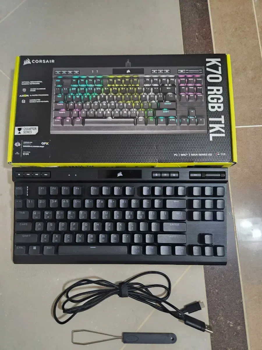 커세어 k70 opx 광적축 키보드 (풀박스)