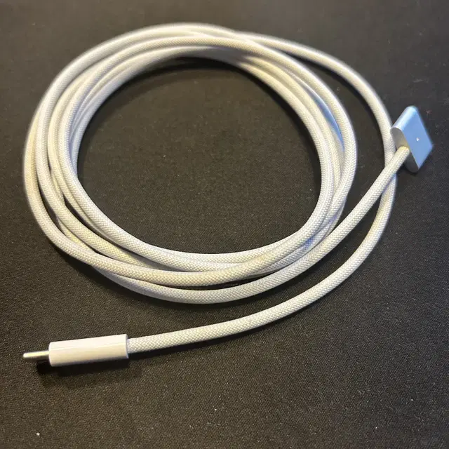 애플 USB-C-MagSafe 3 케이블(2m) - 실버