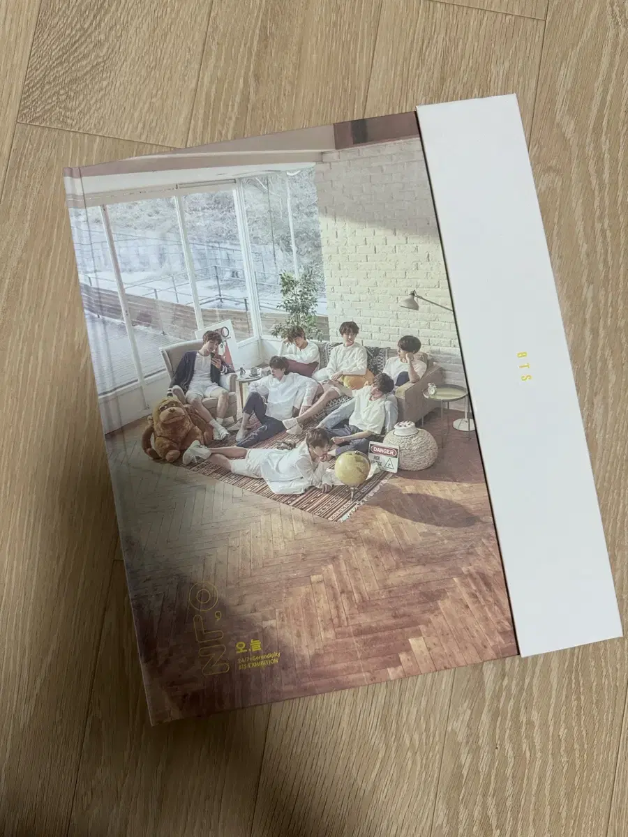 방탄소년단 오,늘 전시회 포토북