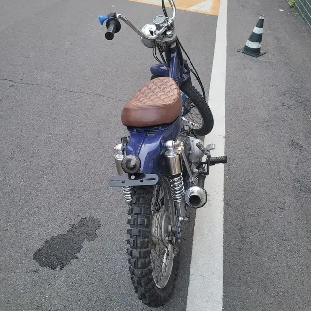 혼다 리틀커브 50cc 입니다