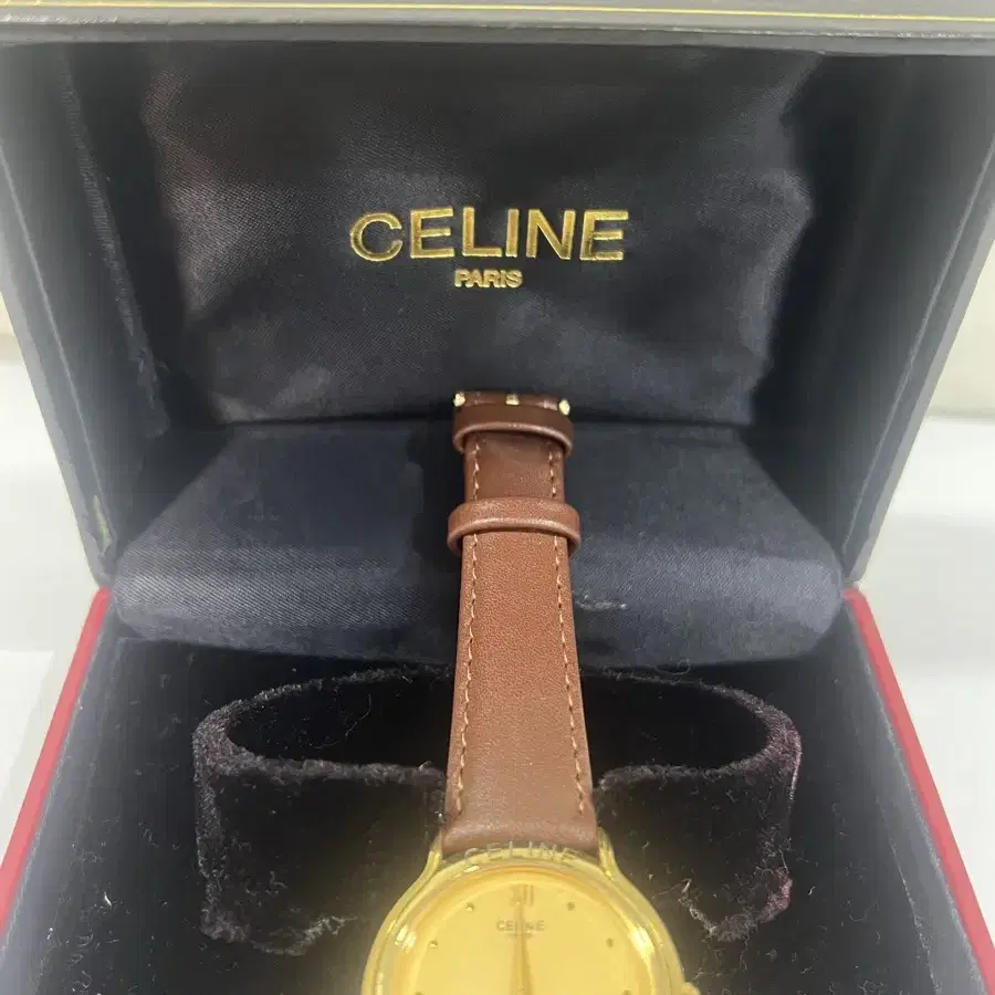 Celine  셀린느 남녀공용 빈티지 시계