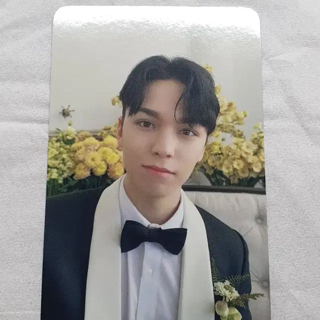 세븐틴 FML 캐럿반 버논 포카 판매합니다!