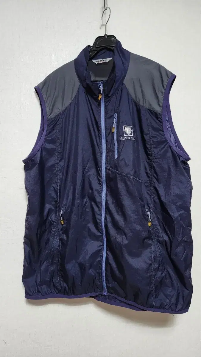 Men's Blackyak yeoreum Lightweight vest--105-110