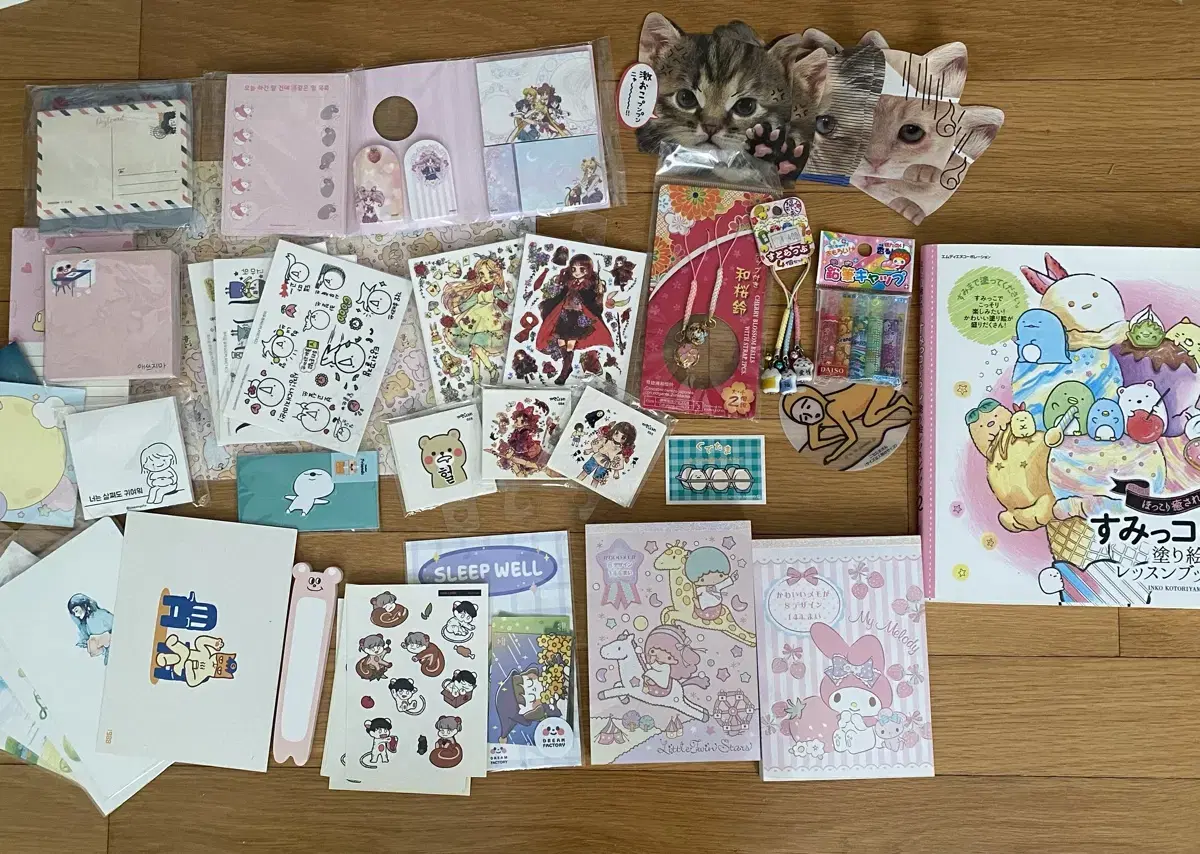 Sells Japanese, Korean stationery bulk 