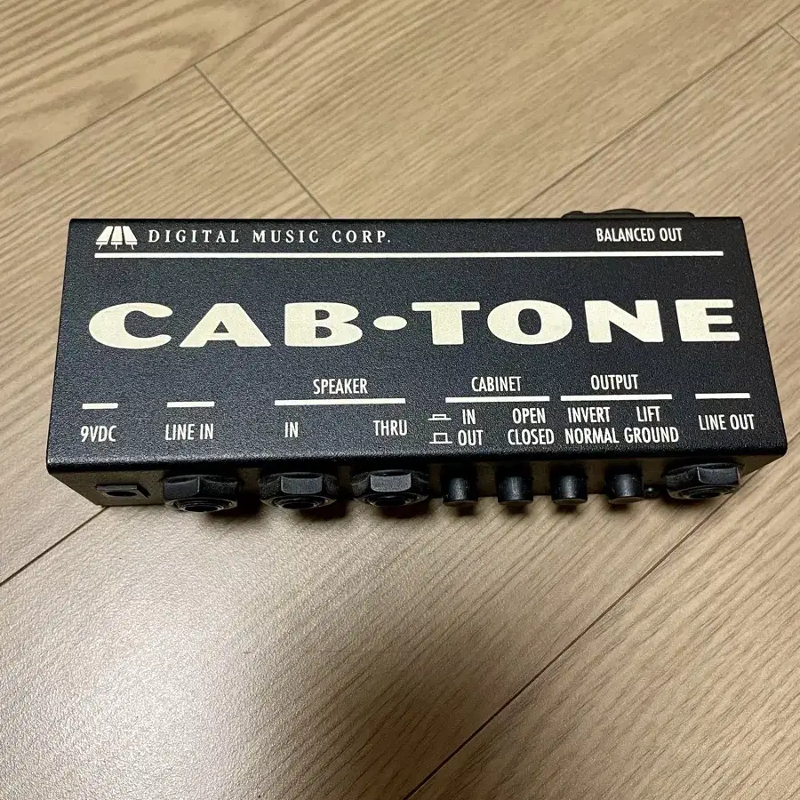 Cap-Tone Speaker Simulator(캐비넷시뮬 DI box)