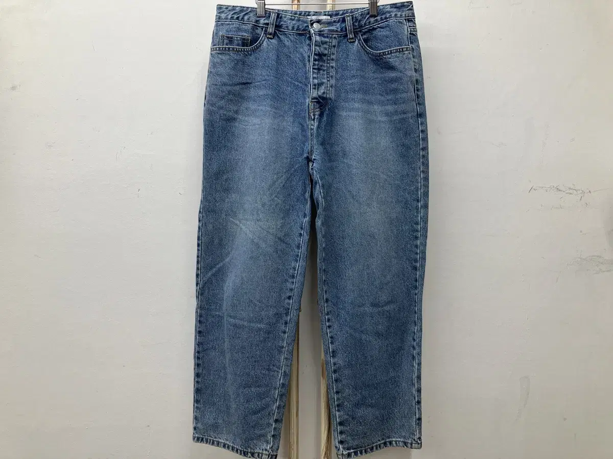 2 BROWNYARD jeans 3 (33-34)