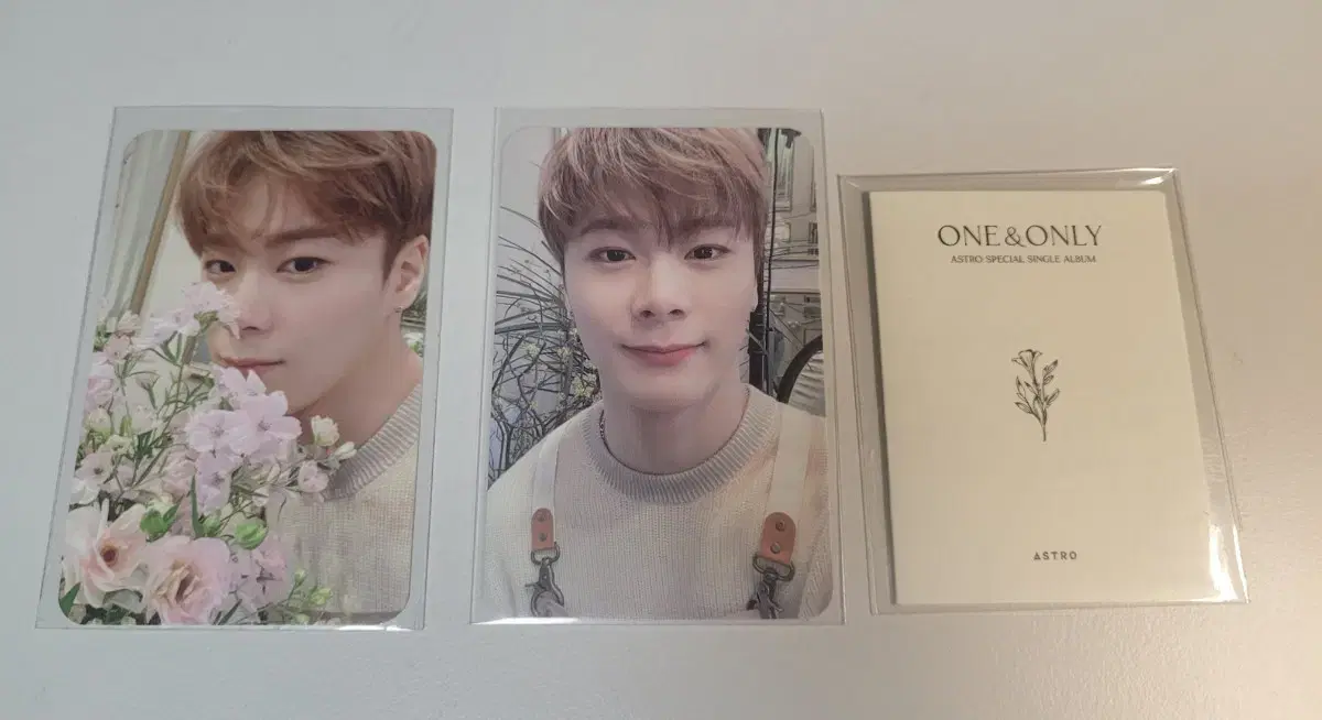 only one moonbin photocard