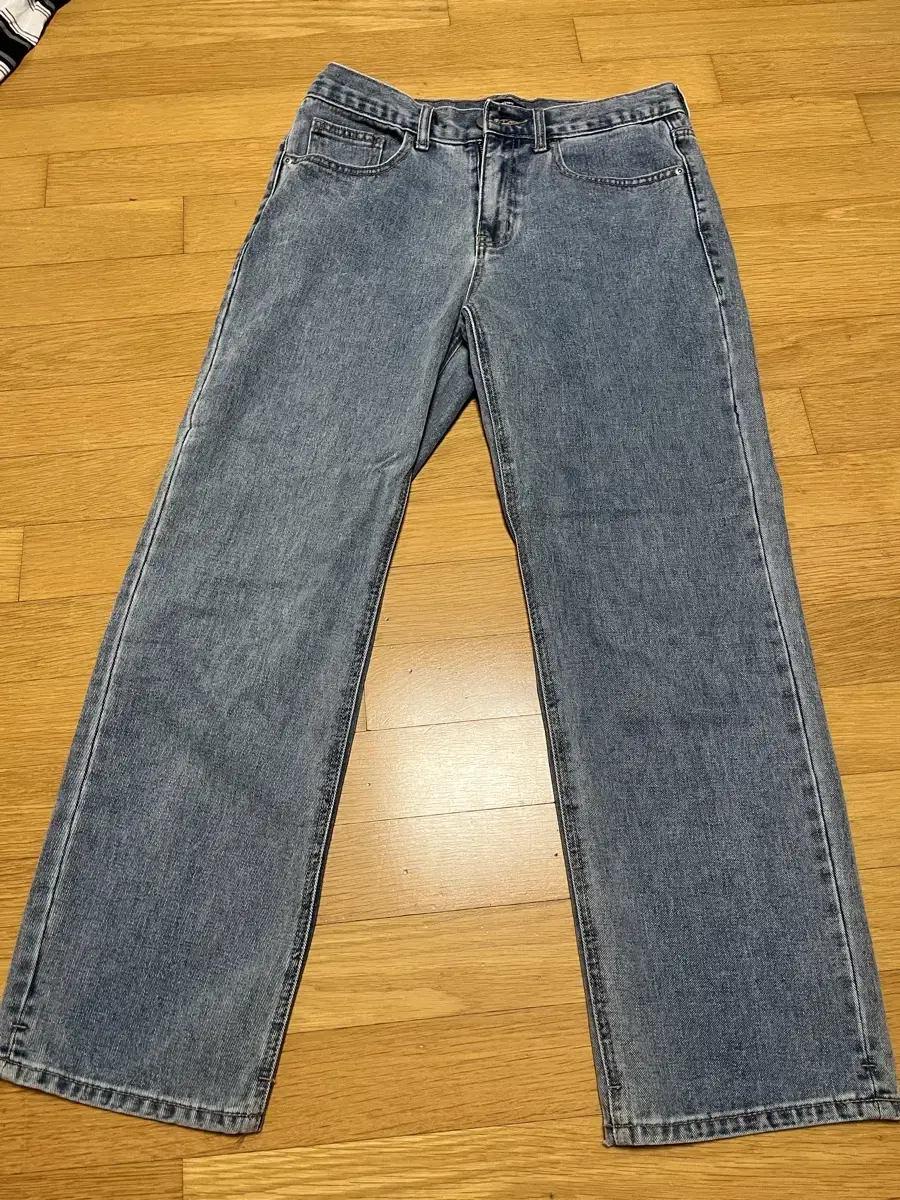 Unstained straight-fit denim