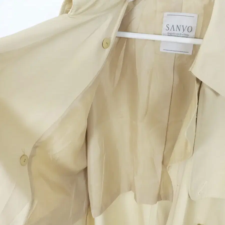 sanyo trench coat