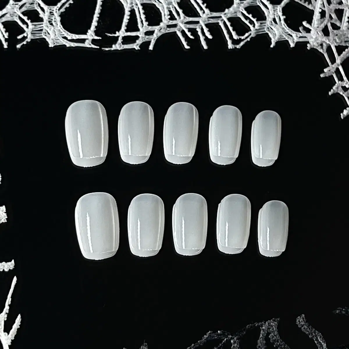 [Instant Nail Tips] Pure White Magnet Gel Nail Tips Squarever (24pcs)