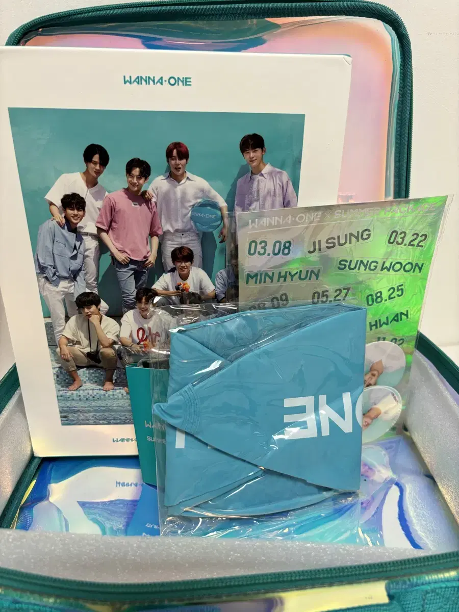 Wanna One Summer Package