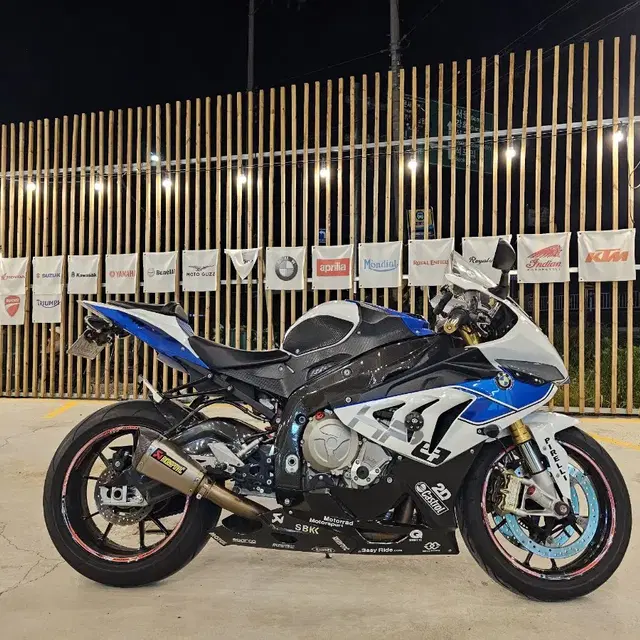 13년식 s1000rr 아크라풀배기 팝니다